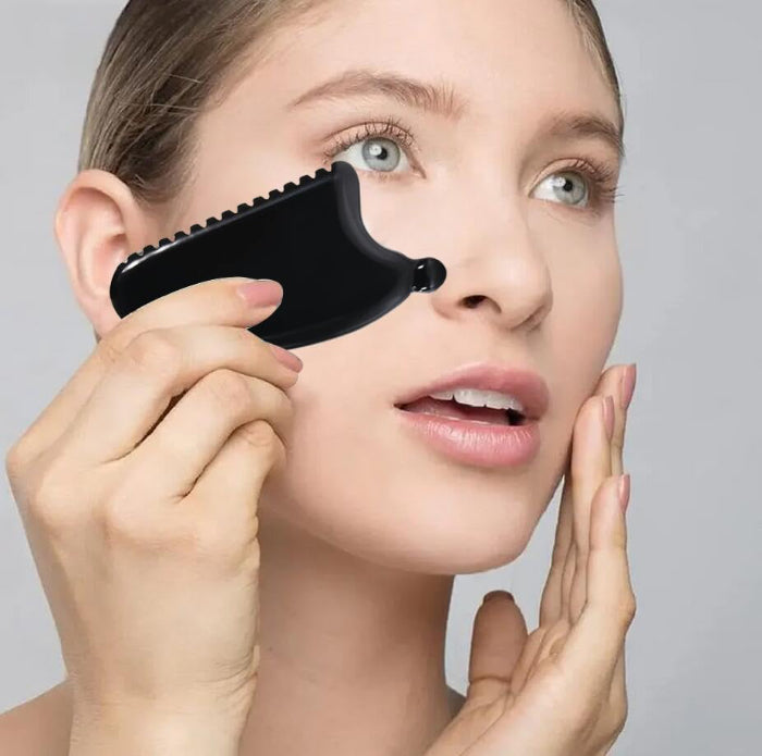 Black Obsidian Gua Sha – Face Sculpting & Jawline Massage Tool